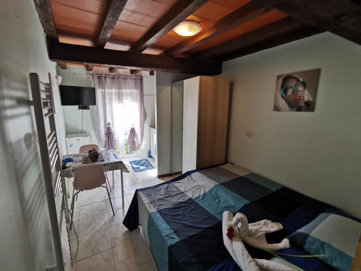 Piccola Stella Apartment Парма Екстериор снимка